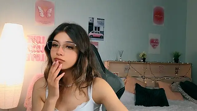 Živý XXX chat dinnerwithflowers