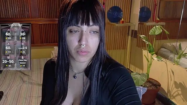 Eli666uwu Chat XXX in diretta