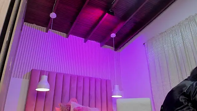 ScarlettDreamss7 webkamerás műsora