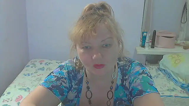 Lusi-777's Live XXX Chat