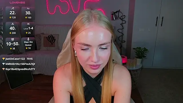 Chat XXX en directo de TessaGrays