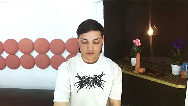 MaxxLouis webcam show