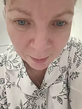 l4dyc4pricorn76n Live XXX chat