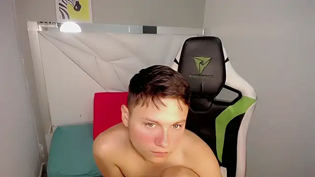 Pokazy przed kamerką – NYC_Bby