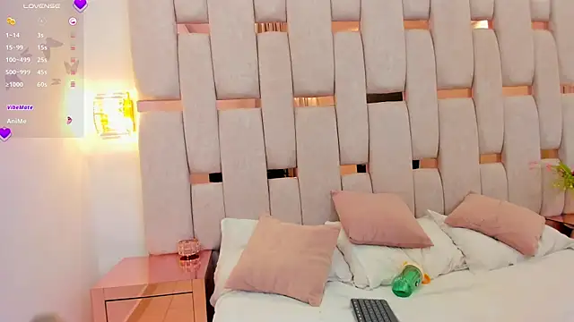 georgina_kloss_'s Live XXX Chat