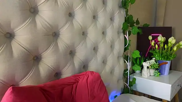 دردشة SallyCha الجنسية المباشرة