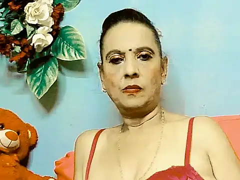 Show de Hot_queen58 na webcam