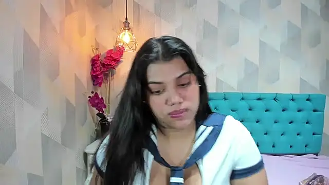 แชท XXX สดของ LindaBreeS