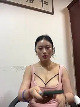 Yolanda9のライブXXXチャット