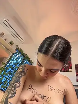 Chat +18 de Jetf_Andrea_couple ao vivo