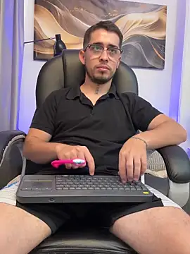 Živý XXX chat Tommas_Jhonson
