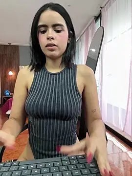 Chat XXX ao vivo de kitty_rousse01