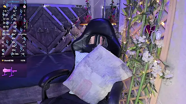 Živá chatovací místnost Nanachi_Cook