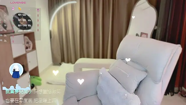 Vaidurya-Yolo's Live XXX Chat