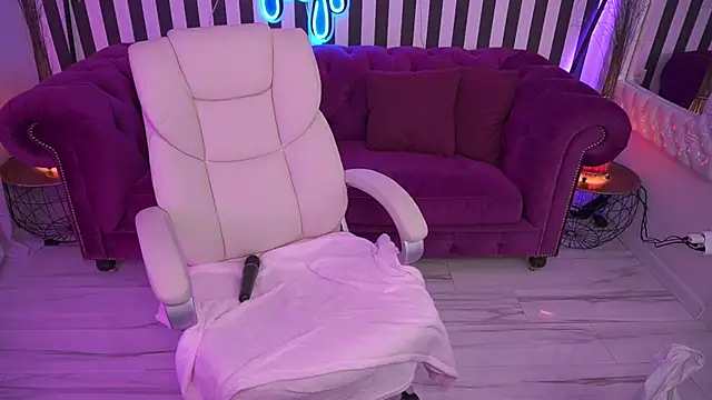 Chat XXX ao vivo de LittleShyy