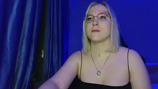 Živý XXX chat HotBrandyX