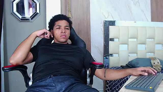 black_king_241's Webcam Show