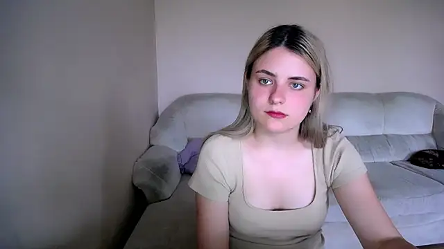 _shy_sabrina__: онлайн-секс-чат