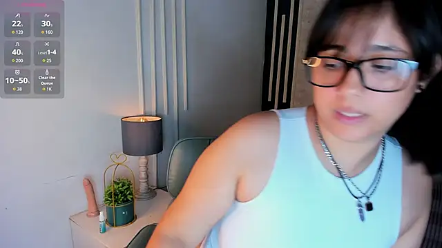 Chloethompson_'s Live XXX Chat