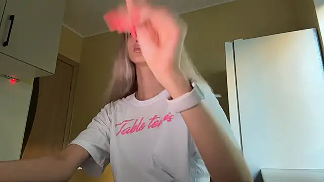 Tiffany_Blom Chat XXX in diretta