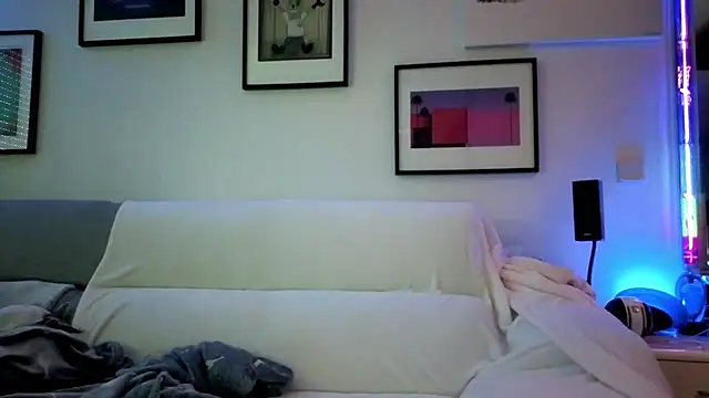 1Hugo1n Live XXX chat