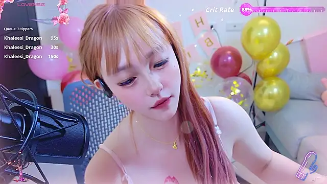Khaleesi_ying_ 即時 XXX 聊天