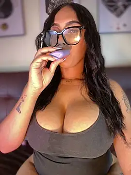 MaverickGray Live XXX Chat