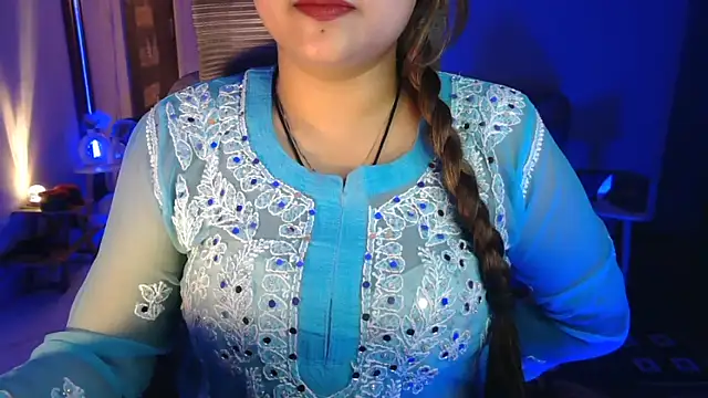 Mitikaa Live XXX-Chat