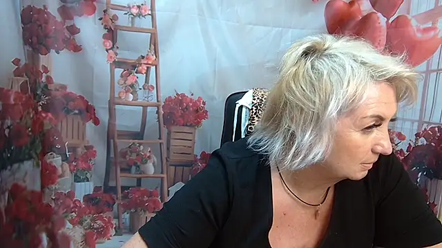 RenataDaster Adlı Modelin Canlı XXX Sohbeti