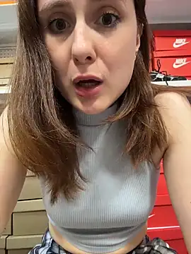 Dina_Tease Pertunjukan Webcam