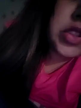 Anshika_369 Adlı Modelin Canlı XXX Sohbeti