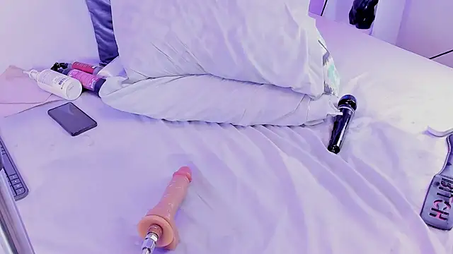 EmmaRouss1's Live XXX Chat