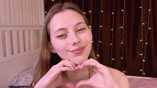 Онлайн чат XXX HarriettKitty