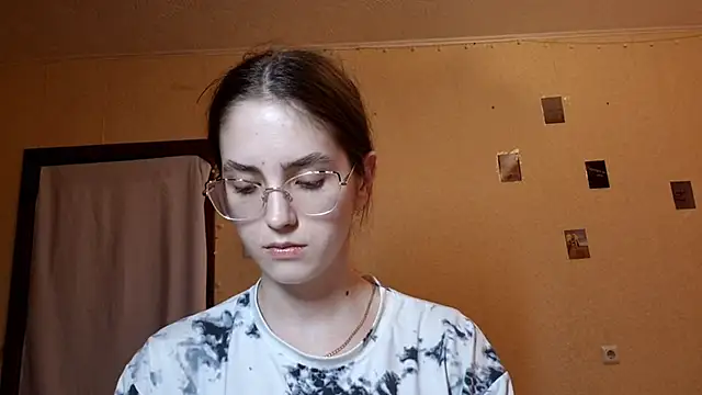 Katelemon Live XXX-Chat