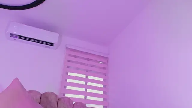 Malaia_thompson_ Webcamshow