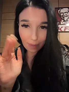 Tisha_BustyのライブXXXチャット