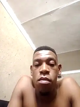 Show modela Lalankml na web-kameri