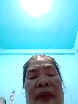 sexylizzy4u 网络视讯表演