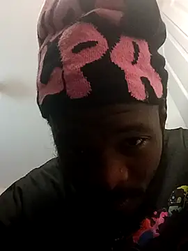 Keepemwett webcam show