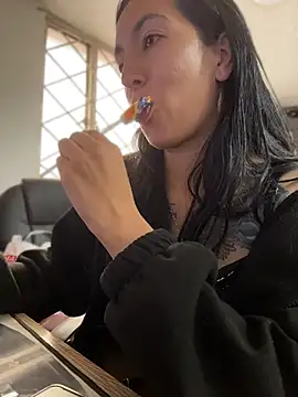 Živý XXX chat SALOME_KORLAND