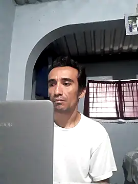 Webkamerová show EIGUAP00