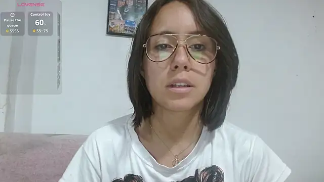 LunaaMorena's Live XXX Chat