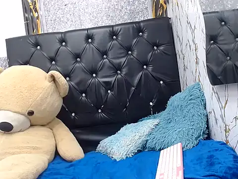isa_x18 Webcam Show