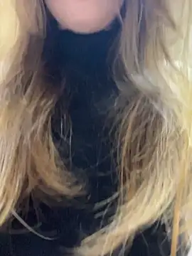 MeowyChansのライブXXXチャット