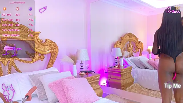 แชท XXX สดของ AshleyFerri