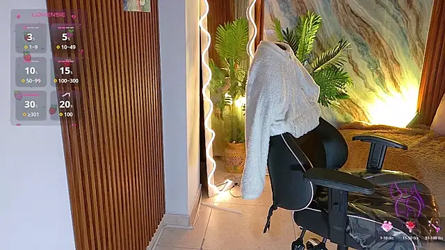 Corall_tay1's Live XXX Chat