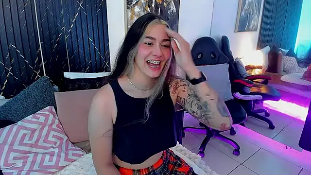 Chat +18 de Bonnie_Rider ao vivo
