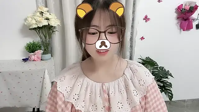 Amelia-babee Adlı Modelin Canlı XXX Sohbeti