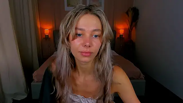 LuluAlis Adlı Modelin Canlı XXX Sohbeti