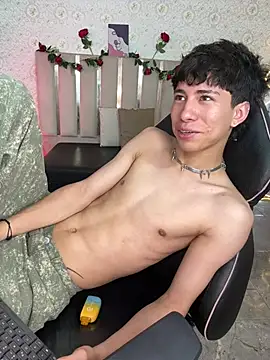 kaelwolf_tay Adlı Modelin Web Kamerası Şovu